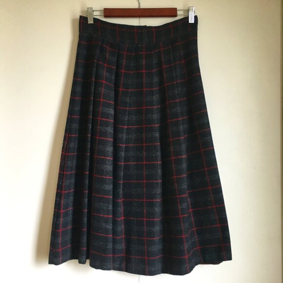 Vintage Fersten Canadian Plaid Pleated Witchy Wool Blend Skirt - Picture 2 of 16